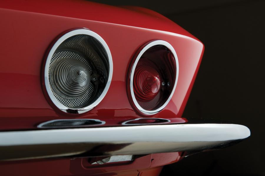  Chevrolet Corvette 327/365 Coupe 1965 года  (фото 2 из 8)